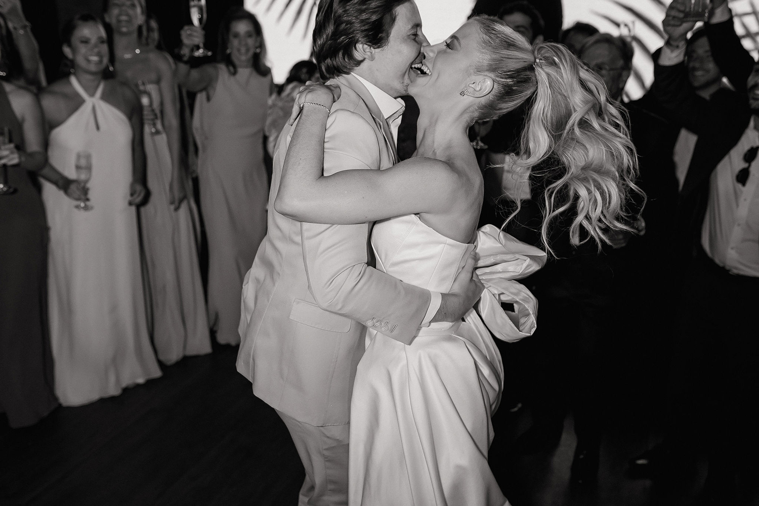 Débora e Johnny | Destination wedding no Club Med Rio das Pedras por Múltipla Eventos